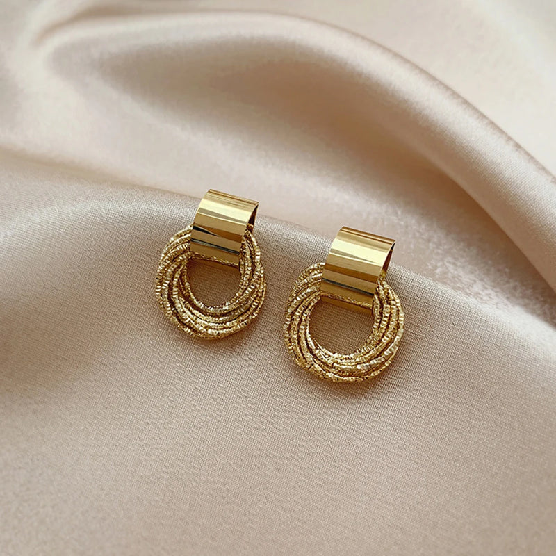 Retro Metal Gold Circle Stud Earrings